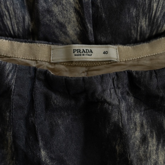 SOLD- PRADA silk skirt - Picture 12 of 12